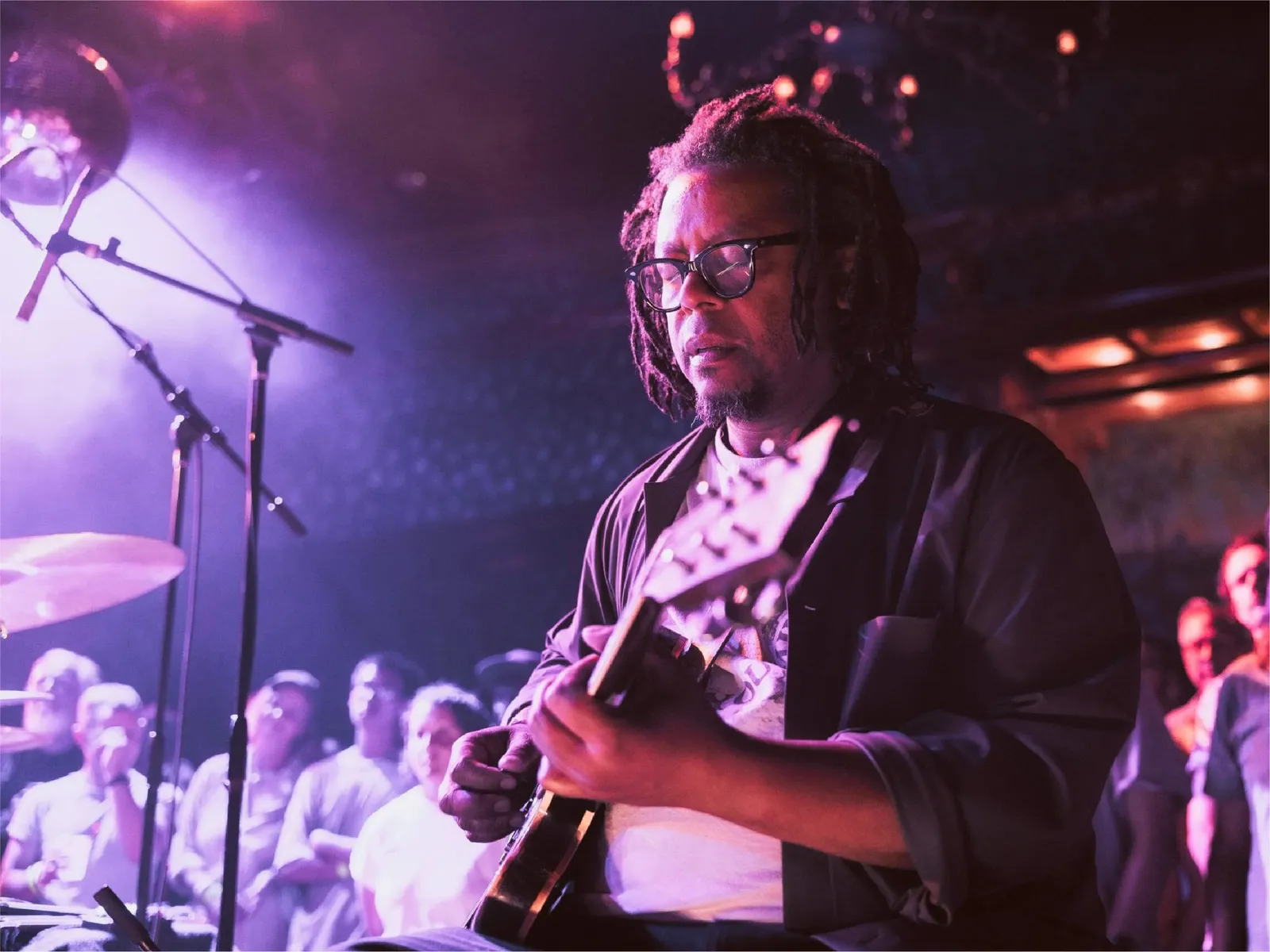 Jeff Parker playing guitar live on stage